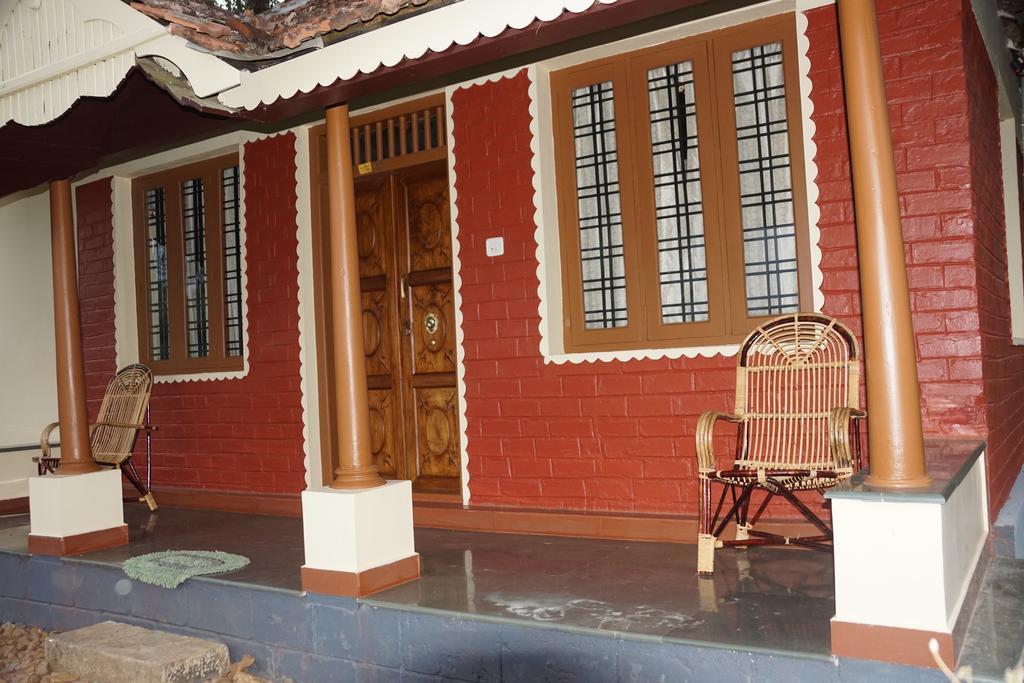 โซมา เบิร์ดส์ ลากูน รีสอร์ท Kotamangalam ภายนอก รูปภาพ